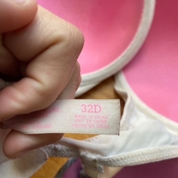 PINK Victoria's Secret Bras. Buy one or more! - Picture 4 of 8